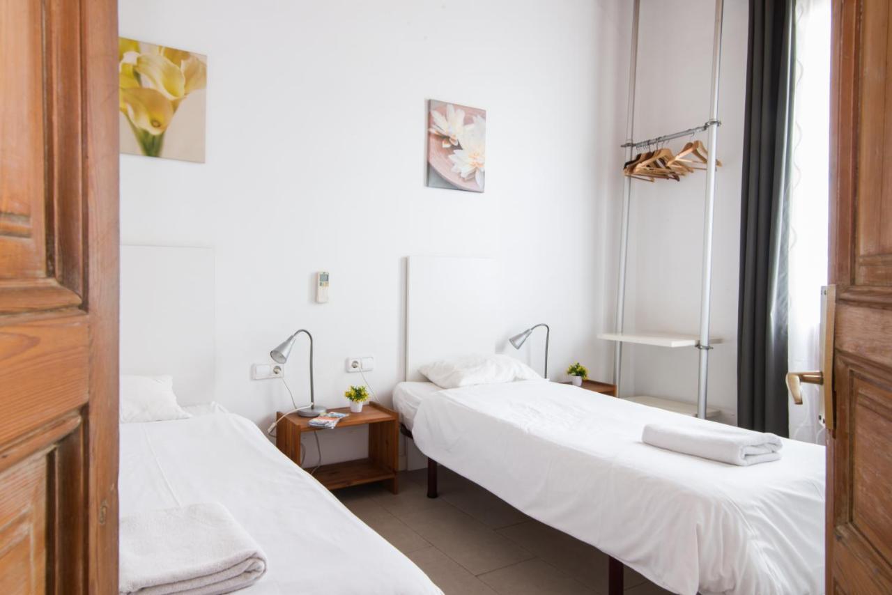 Mooeve Sant Antoni Apartment Barcelona Exterior photo